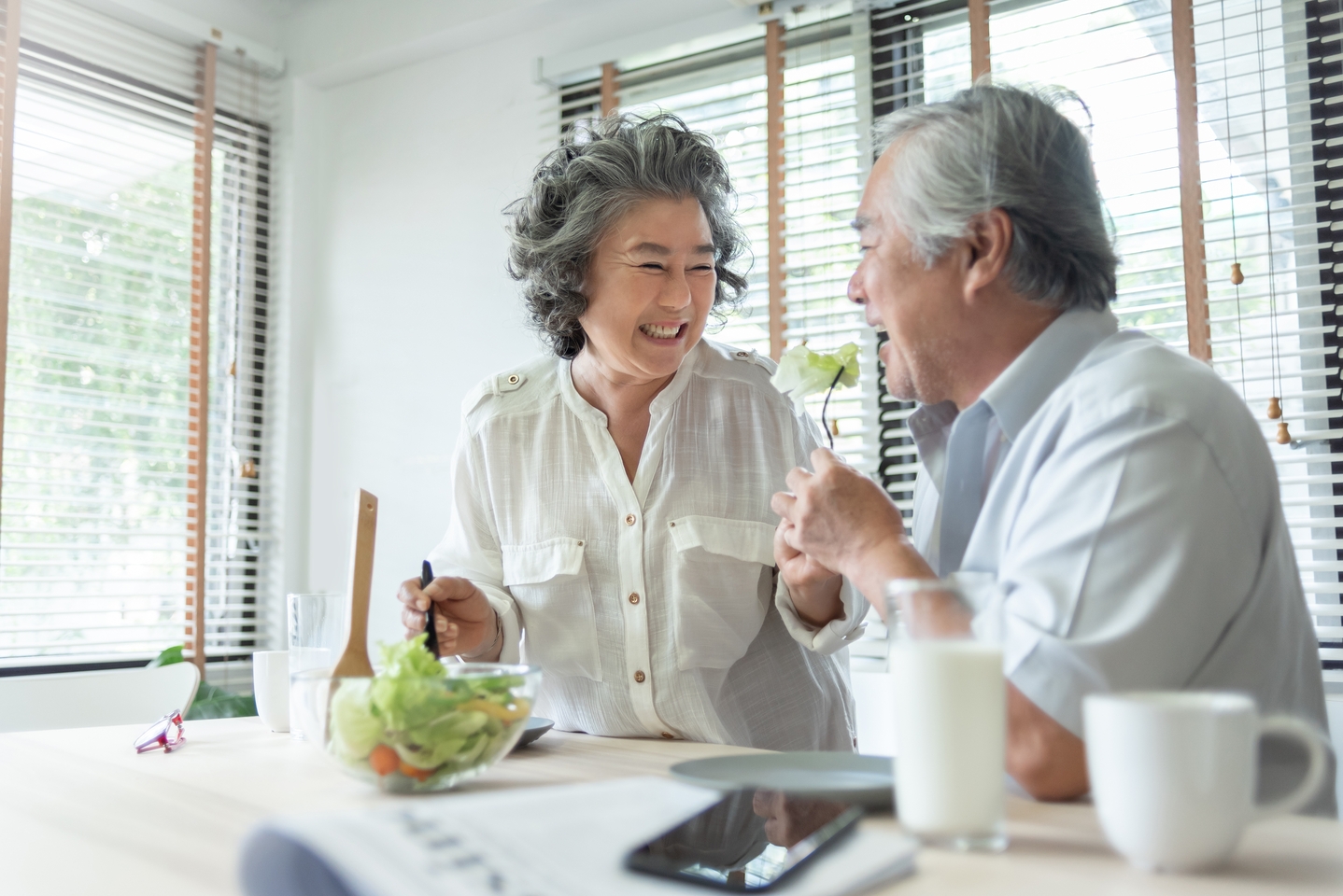 Happy,senior,adult,couple,eating,healthy,salad,together.,lovely,grandmother